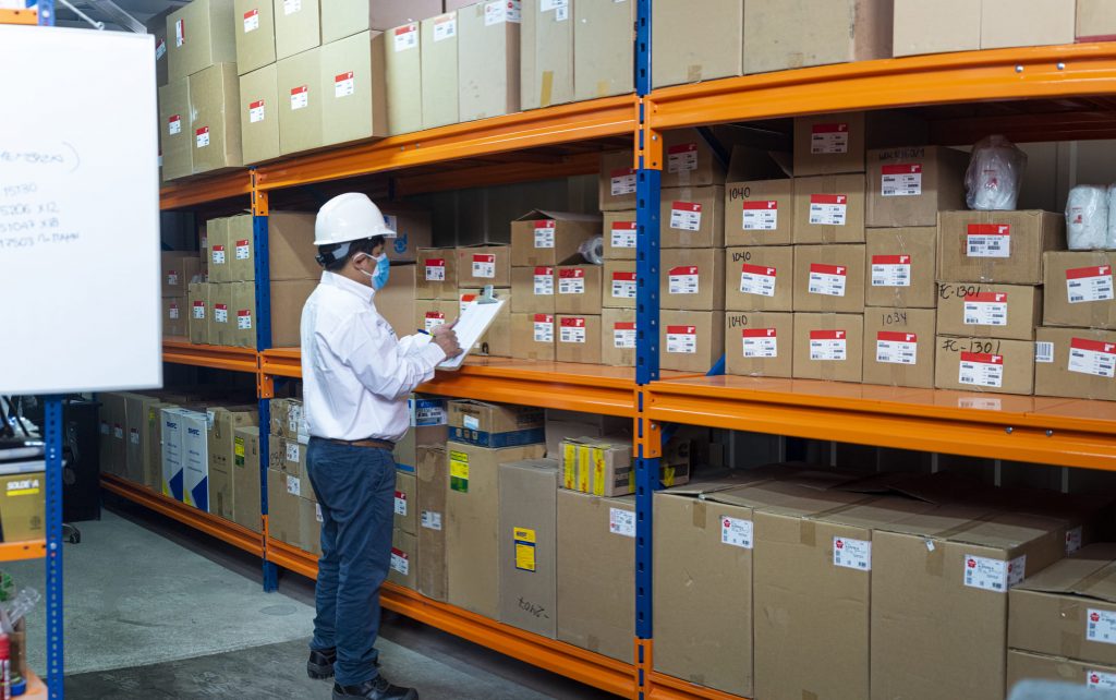 Amplio stock de repuestos.